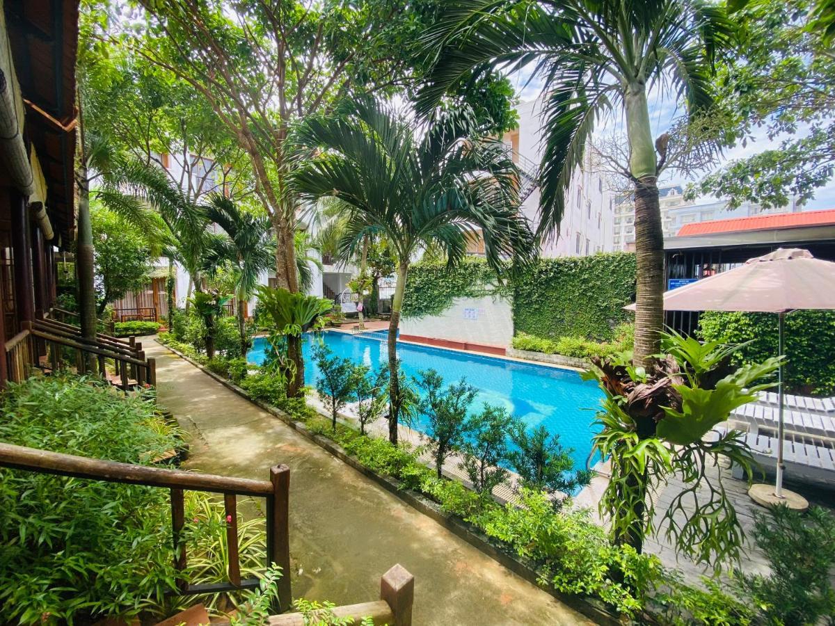 Dong Xuan Hong Hotel Phú Quốc Exterior foto